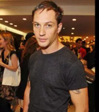 Voici Tom Hardy