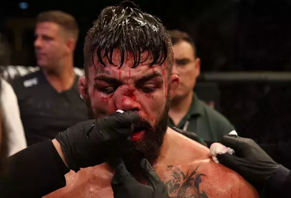 Mike Perry après son combat contre Vicente Luque 