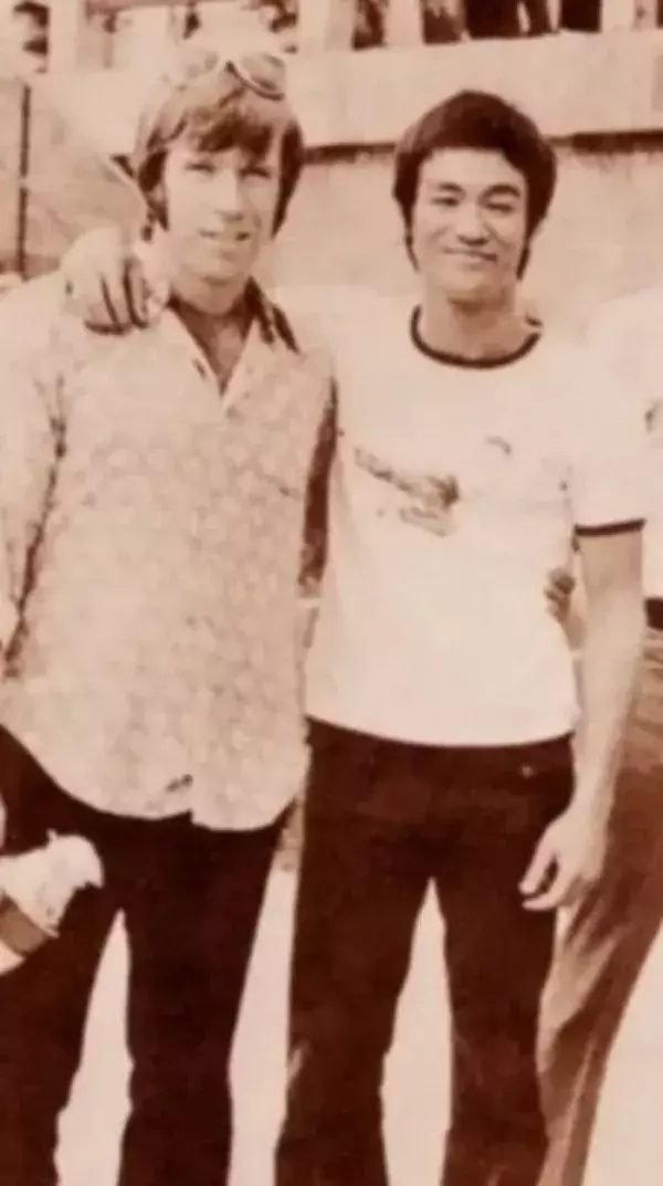 Deux maîtres, Chuck Norris et Bruce Lee en 1965